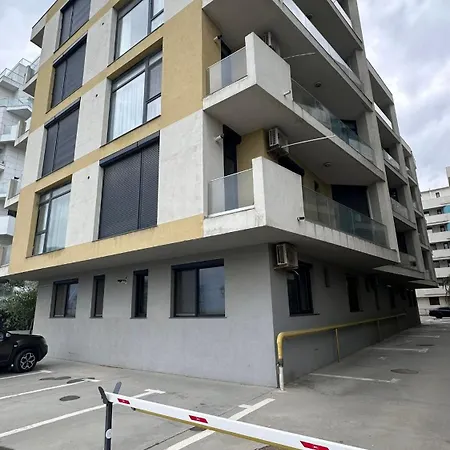 Apartment Black Cat - By The Sea